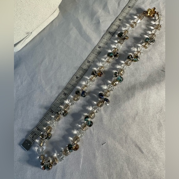 Vintage Crystal and art glass bead necklace - Picture 4 of 10